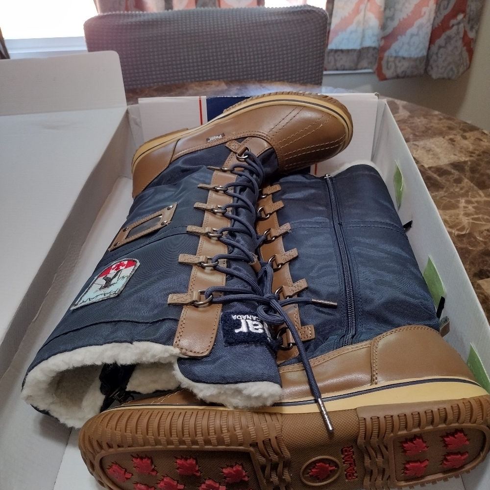 Pajar Boots - Picture 2 of 9
